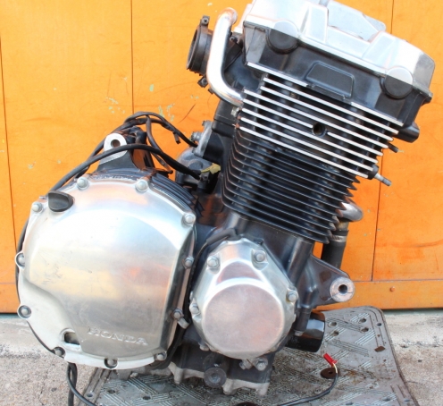 Двигатель Honda CB1300SF SC38E