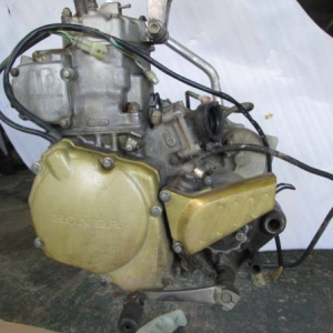Контрактный двигатель б/у для мотоцикла Honda CRM250AR MD32E