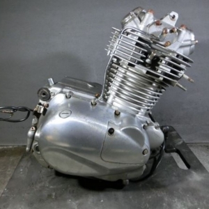 Контрактный двигатель Kawasaki Estrella 250 BJ250AE вид сбоку, справа