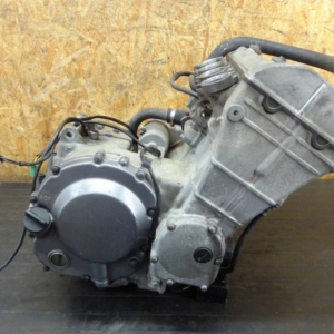 Двигатель бывший в употреблении для Kawasaki ZXR400 ZX400GE