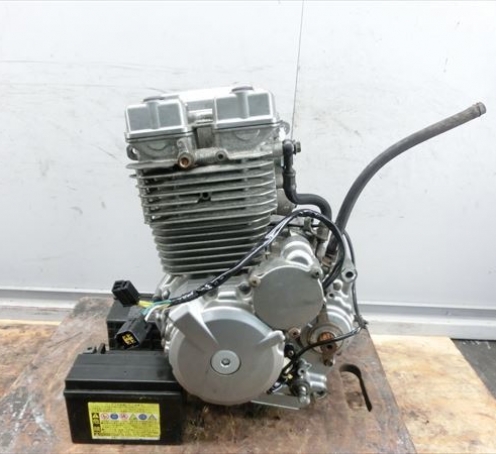 Двигатель Suzuki DR250 Djebel J425