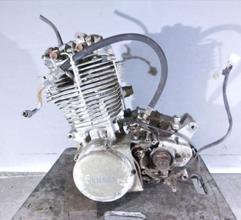 Двигатель Yamaha SR 400 2H6