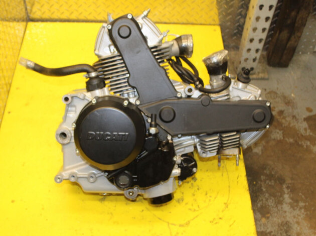 Двигатель Ducati Monster 695 2007-2008 ZDM695