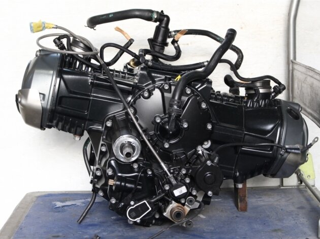 Двигатель BMW R1200R 2015-2019 122EN