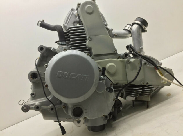 Двигатель Ducati Monster 600 1993-2001 ZDM600