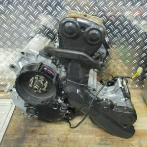 Контрактный двигатель Ducati Streetfighter S ZDM1098 вид сбоку, справа