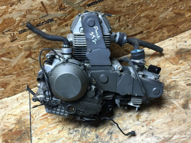 Двигатель Ducati ST2 1997-2003 ZDM944