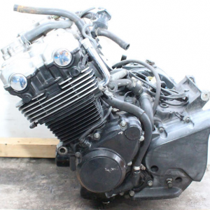 Контрактный двигатель Honda CB400 [учебка] NC23E