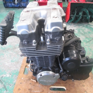 Контрактный двигатель Honda CB750 RC17E вид сбоку, слева