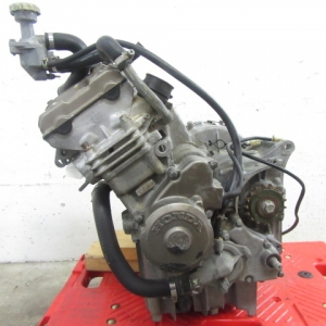 Контрактный двигатель honda CBR250RR MC14E вид сбоку, слева