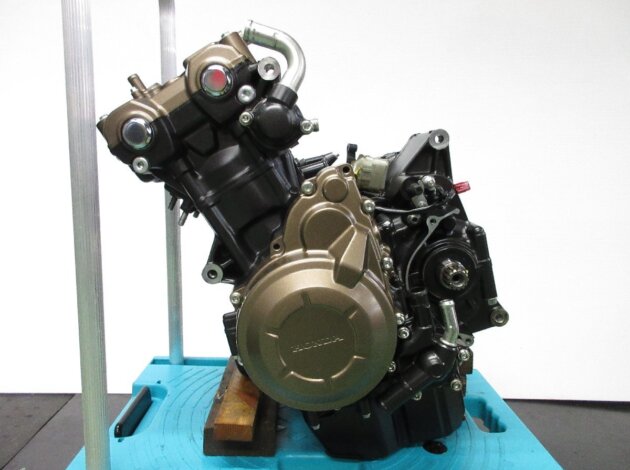 Двигатель Honda CBR400R 2013-2015 NC47E