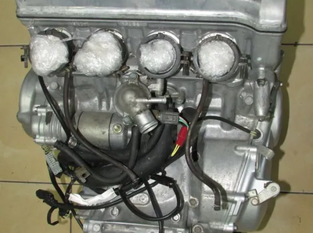 Двигатель Honda CBR600 F4i 2001-2006 PC35E