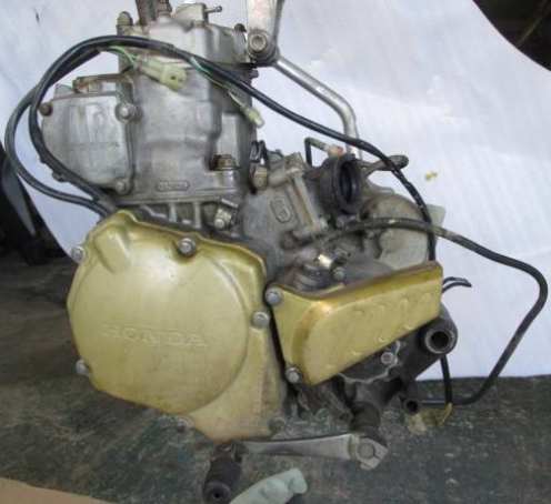 Двигатель Honda CRM250 MD32E