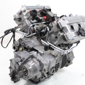 Контрактный двигатель б/у Honda ST1100 Pan European SC26E вид сзади сбоку