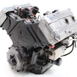 Контрактный двигатель б/у Honda ST1100 Pan European SC26E вид спереди
