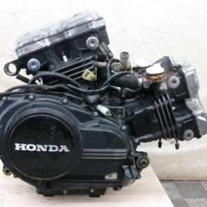 Контрактный двигатель Honda VF750 RC07E