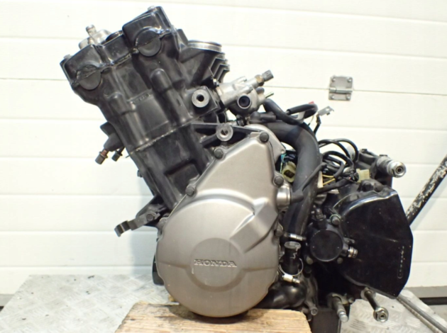 Двигатель Honda X11 1999-2001 SC42E