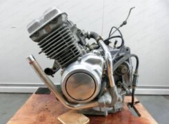 Двигатель Kawasaki Balius 250 (ZR250) 1991-2007 ZR250CE Двигатель Kawasaki Balius 250 (ZR250) 1991-2007 ZR250CE