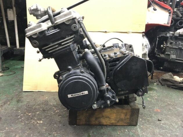 Двигатель Kawasaki GPZ 400 1985-1989 ZX400DE