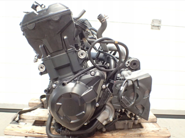 Двигатель Kawasaki Z1000 2014+ ZRT00DE
