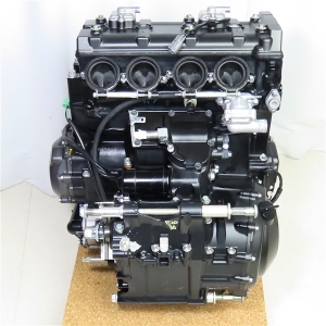 Контрактный двигатель Kawasaki ZX14R ZXT40AE вид сзади