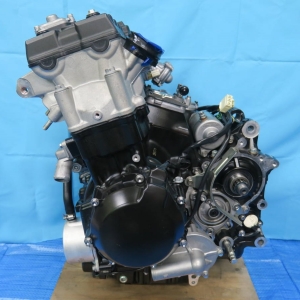 Контрактный двигатель Kawasaki ZX14R ZXT40EE вид сбоку, слева