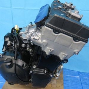 Контрактный двигатель Kawasaki ZX14R ZXT40EE вид сбоку, справа