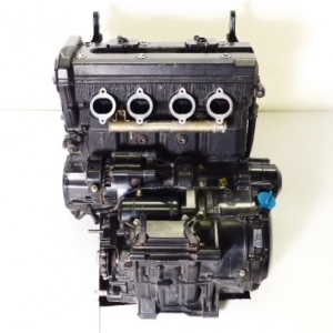 Контрактный двигатель Kawasaki ZZR1200 ZXT20CE вид сзади