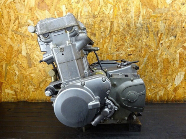 Двигатель Kawasaki ZZR400 (1) 1990-1992 ZX400KE