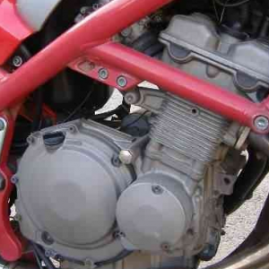 Контрактный двигатель б/у для мотоцикла Suzuki Bandit 250 J705