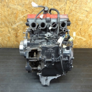 Контрактный двигатель б/у Suzuki Bandit 250V J708 вид сзади