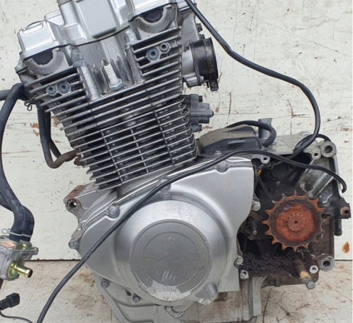 Двигатель Suzuki GS500 M504