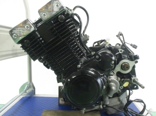 Двигатель Suzuki GSX400 Impulse 2001-2007 K718