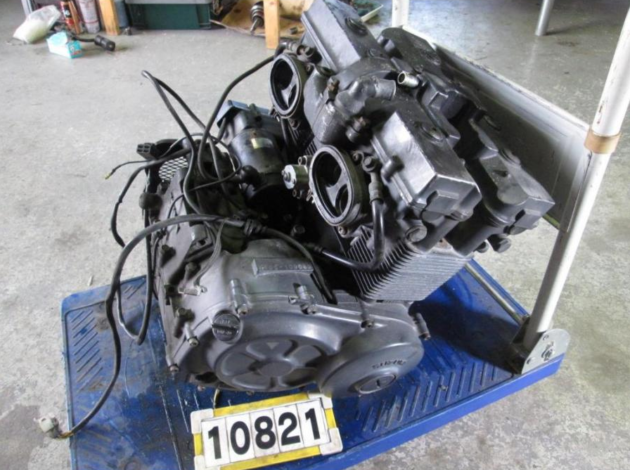 Двигатель Suzuki GSX-R400 1986-1987 K706