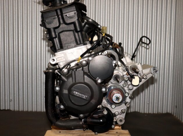 Двигатель Suzuki GSX-R750 K8-L0 2008-2010 R745