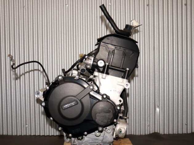 Двигатель Suzuki GSX-R750 K8-L0 2008-2010 R745