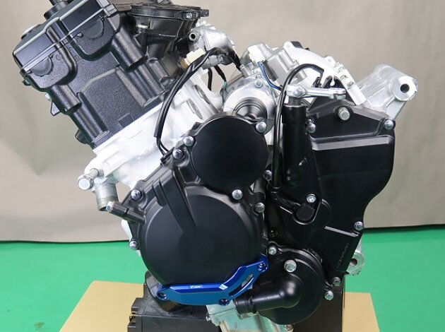 Двигатель Suzuki GSX-R750 L1+ 2011+ R747