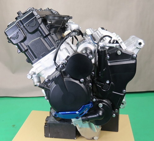 Двигатель Suzuki GSX-R 750 R747 (K11-K17)