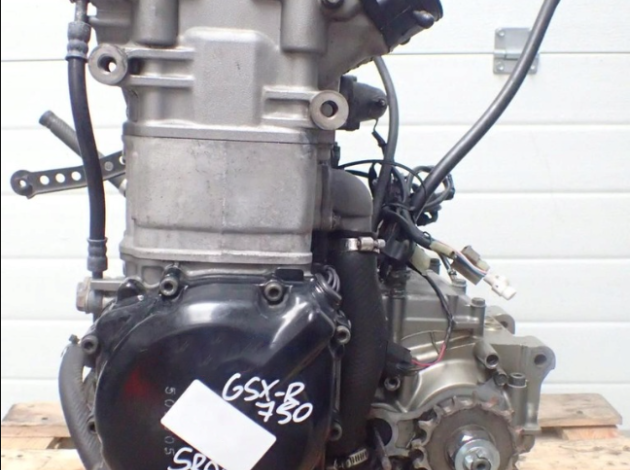 Двигатель Suzuki GSX-R750 SRAD 1996-1998 R726