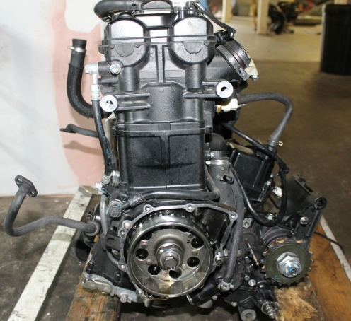 Двигатель Suzuki GSX1300 B-King X702