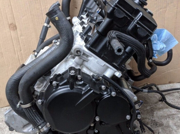 Двигатель Suzuki GSX-R600 L1+ 2011-2017 N738