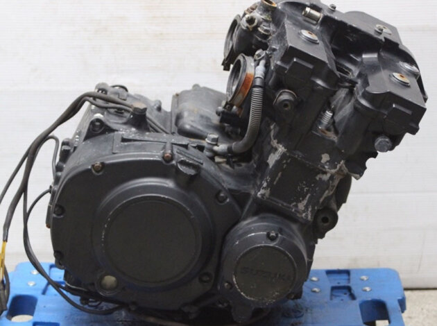 Двигатель Suzuki GSX-R400 1984-1986 K701 (K704)