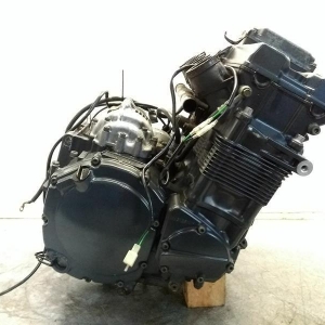 Двигатель Suzuki RF 900 T703