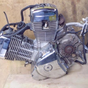 Двигатель Suzuki VL250 Intruder J506