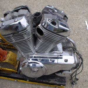 Контрактный двигатель б/у для мотоцикла Suzuki VS750 R501