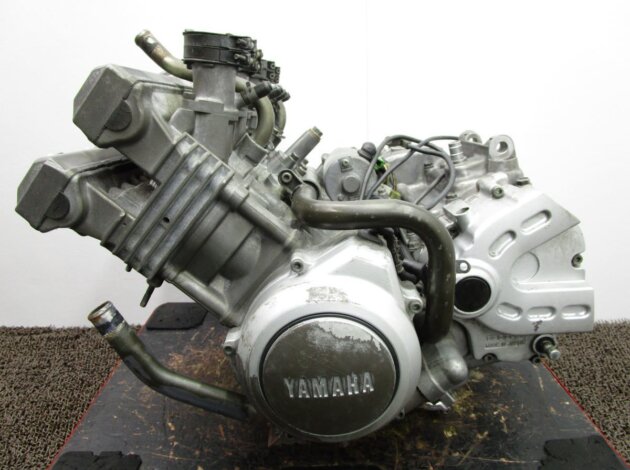 Двигатель Yamaha FZR400R 1986-1988 1WG