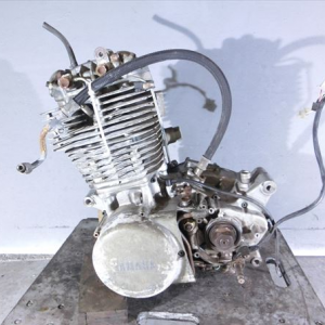 Контрактный двигатель б/у для мотоцикла Yamaha SR400 2H6
