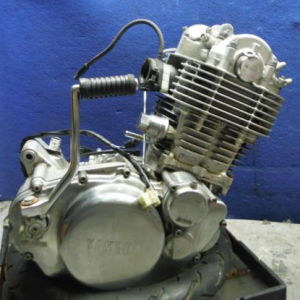 Контрактный двигатель б/у для мотоцикла Yamaha SR400 H313E