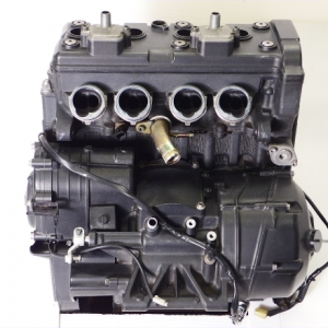 Двигатель бывший в употреблении для Yamaha YZF R1 N510E вид сзади