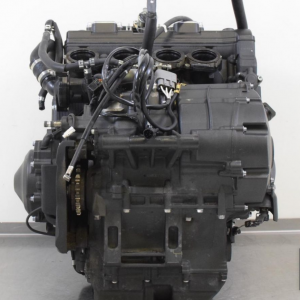 Двигатель контрактный для Yamaha YZF R1 N520E вид сзади